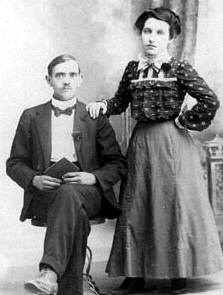 Henry Weaver and Della Wollard, circa
            1903.